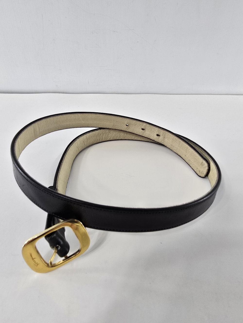 Salvatore Ferragamo Vintage Blue Black Goldtone Leather Belt Size Large Neutral